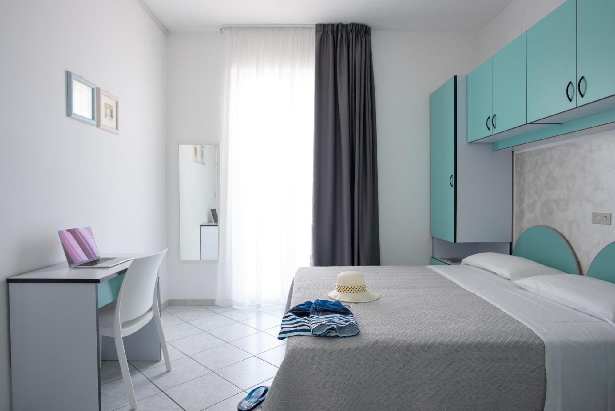 Camping Villaggio Calypso Cupra Marittima Exterior photo